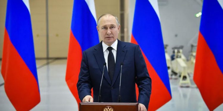 Rusya Ukrayna'da ele geçirdiği bölgelere vatandaşlık verecek