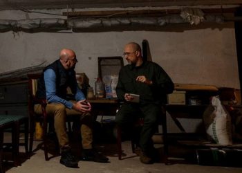 Rusya bombalayınca AB Konseyi Başkanı sığınağa girmek zorunda kaldı