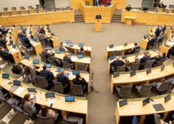 Rusya’nın saldırılarını ‘soykırım’ olarak tanıyan ilk parlamento kararı