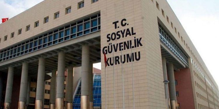 SGK, özel hastanelere 'bütün branşlar'da hasta kabul etme zorunluluğu getiriyor
