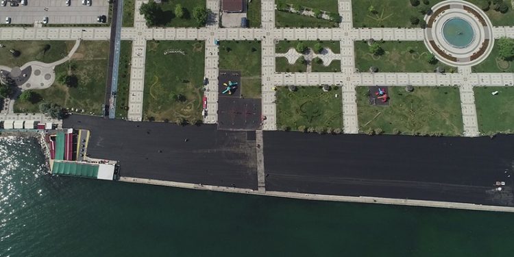 Sahil dolgusuna asfalt döktüler