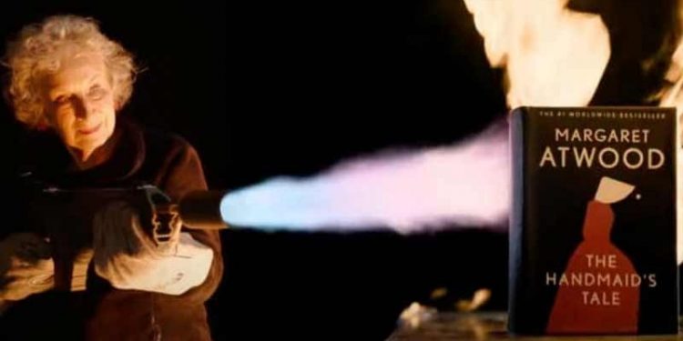 Sansüre karşı ateşe dayanıklı kitap basıldı