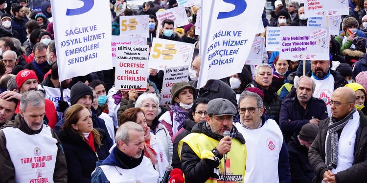 Sağlık çalışanlarından bir ‘Beyaz Miting’ daha: 29 Mayıs’ta Ankara’dayız