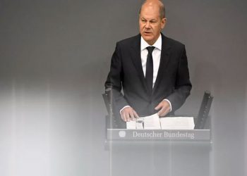 Scholz'un Ukrayna mesajı: Almanya'nın Ukrayna'ya silah teslimatı barışa katkı olacak