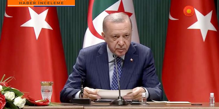 Sistem tamamen çöktü, ekonomi tepetaklak!