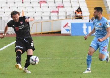 Sivasspor, Kayserispor'dan 3 puanı aldı