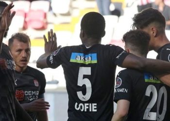 Sivasspor sahasında galip