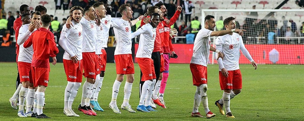 Sivasspor tarihinde ilk kez kupada final heyecanı yaşayacak