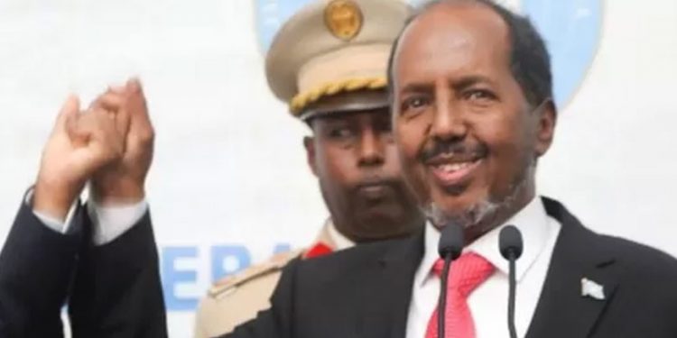Somali'de eski cumhurbaşkanı Hasan Şeyh Mahmud 214 oyla yeniden seçildi