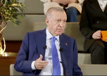Son anket Erdoğan’ı kızdıracak; muhalefet adayı arayı açıyor