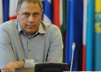 Sosyal medya yasası teklifine tepki: Tornacının kalp ameliyatı yapması gibi bir şey olmuş
