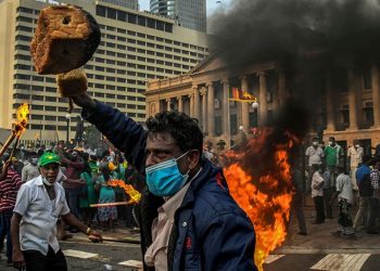 Sri Lanka'da kriz büyük: Halk kıtlıkla karşı karşıya