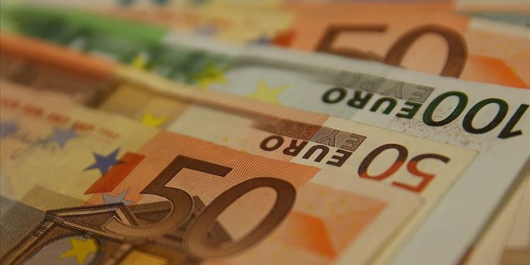 Sözcü yazarı Türkmen: Gurbetçiler Türkiye’deki 40 milyar eurosunu çekerse ne olur?
