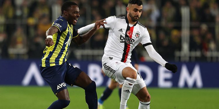 Süper Lig'de sezonun son derbisi; Beşiktaş, Fenerbahçe'yi konuk ediyor