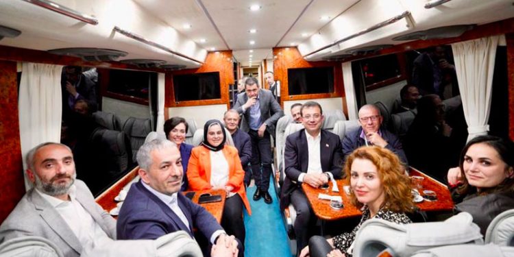 Sürpriz destek: İmamoğlu iki engele tosladı; Fenerbahçe ve kendi çevresi