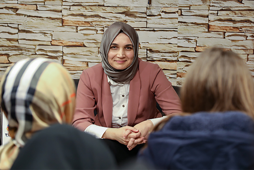 TÜRGEV yöneticisi Kübra Güran Yiğitbaşı vali olarak atandı