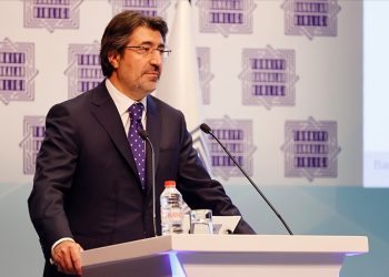 TBB Başkanı Çakar: Krediler büyürken riskler makul ölçüde seyretti