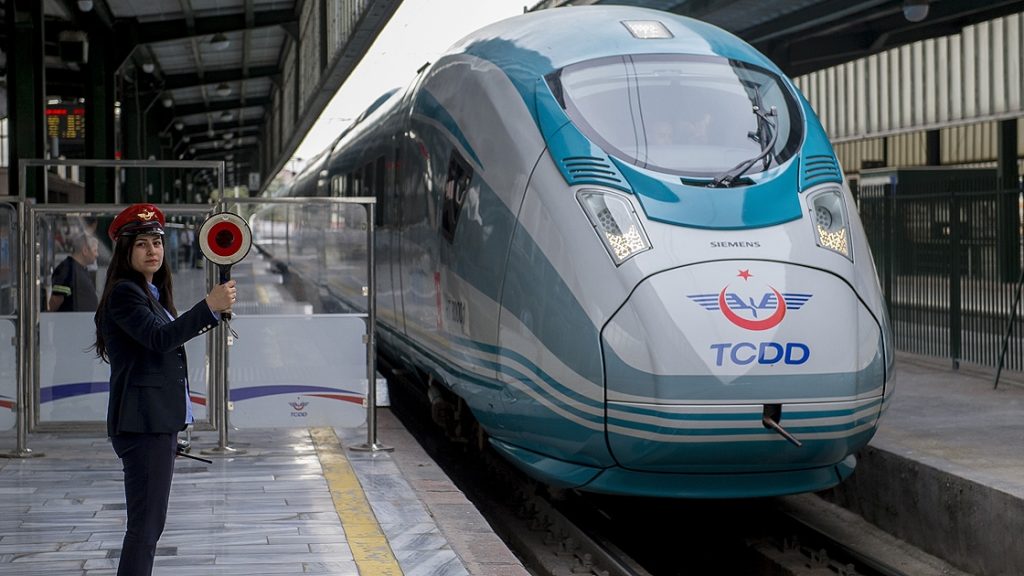 TCDD'den Ankara YHT Garı açıklaması: Garanti süresi hiçbir koşulda 14 yılı aşmayacak