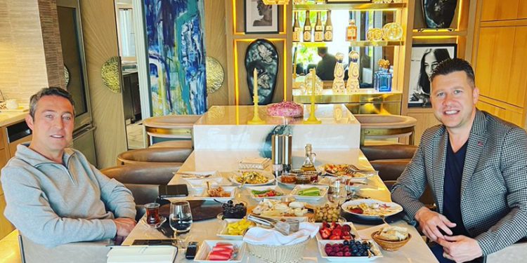 TFF seçimleri öncesi Ali Koç’un evinde sürpriz buluşma