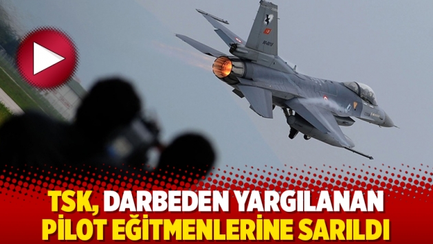 TSK, darbeden yargılanan pilot eğitmenlerine sarıldı