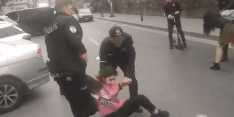 Taksim'de 1 Mayıs müdahalesi: Gözaltılar var