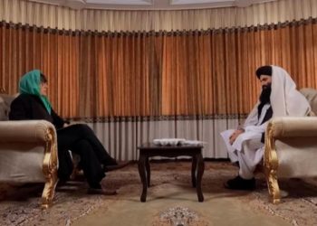 Taliban'ın İçişleri Bakanı Vekili: 'Yaramaz' kadınları evde tutuyoruz