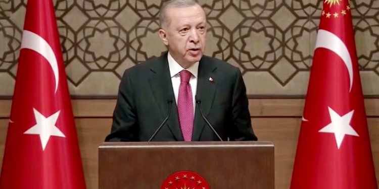 Tayyip Erdoğan, Kemal Kılıçdaroğlu’nu ‘devlet düşmanı’ ilan etti