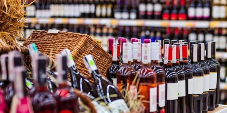 Temmuzda içkiye büyük zam yolda; bira 12, rakı fiyatları 100 lira artabilir