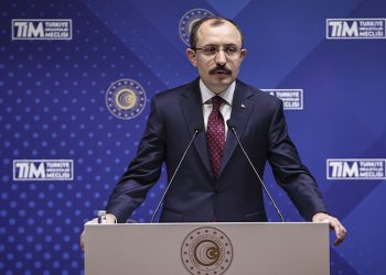 Ticaret Bakanı Muş, nisan ayı ihracat rakamını açıkladı