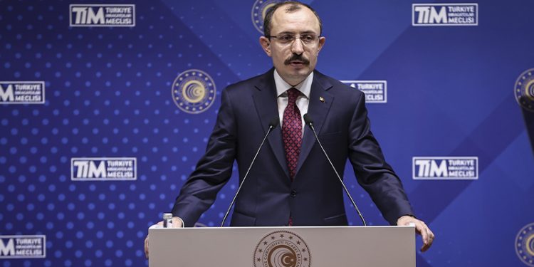 Ticaret Bakanı Muş, nisan ayı ihracat rakamını açıkladı