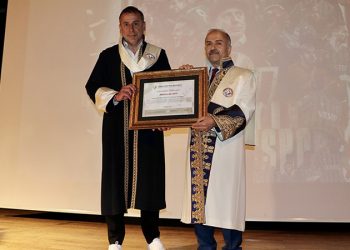 Trabzon Üniversitesi, Abdullah Avcı'ya fahri doktora unvanı verdi