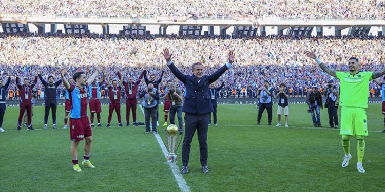 Trabzonspor, 38 haftanın 32'sinde rakiplerine liderlik şansı tanımadı
