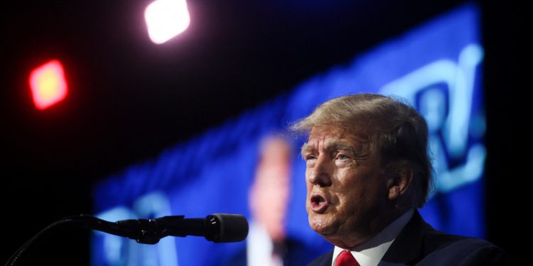 Trump: ABD, Ukrayna'dan önce kendi okullarını güvende tutmak için para harcamalı