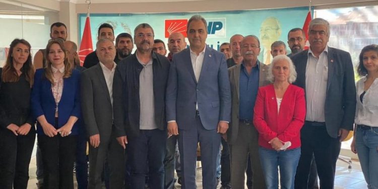 Tunceli CHP’ye katılımlar artarak devam ediyor