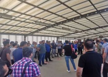 TÜPRAŞ işçisi kıyıma karşı rafineriye kapandı