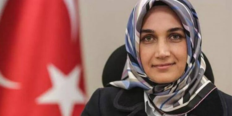 TÜRGEV’de görev yapan Kübra Güran Yiğitbaşı, Afyonkarahisar Valiliği'ne atandı