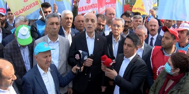 Türk-İş Başkanı Ergün Atalay: Asgari ücrete zam için temmuzu beklemenin anlamı yok