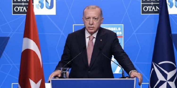 Türkiye, İsveç ve Finlandiya NATO kriziyle ilgili diplomasi trafiğinde