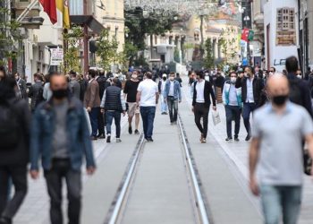 Türkiye'de Koronavirüs | 6 kişi daha hayatını kaybetti, vaka sayısı yeniden binin üstüne çıktı