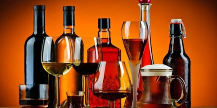 Türkiye'de son 10 yılda içki fiyatlarındaki artış araştırıldı: Rakıya yüzde 482, biraya yüzde 530 zam