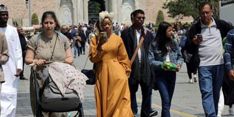 Türkiye’ye gelen turist sayısı geçen yılın aynı ayına göre yüzde 225 arttı
