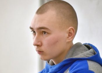 Ukrayna'daki ilk savaş suçları davasında Rus askere müebbet hapis cezası