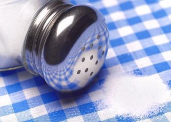 Uzmanlar uyarıyor: Günlük tuz tüketimi 6 gramı geçmemeli