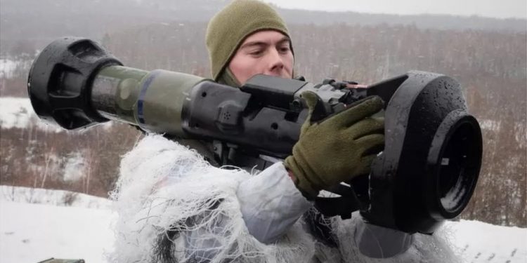 Vekalet savaşı nedir? Moskova neden NATO'yu Ukrayna'da böyle bir savaş başlatmakla suçluyor?