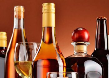 Vergi uzmanı Ozan Bingöl'den alkol ve sigaraya gelen ÖTV zamlarına tepki: Yaşam tarzına müdahaleye dönüşmüştür!