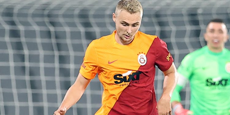 Victor Nelsson, Aston Villa'nın radarına girdi