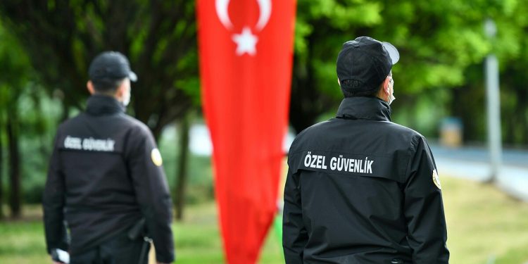 Yargıtay: Özel güvenlik görevlisi üst araması yapamaz