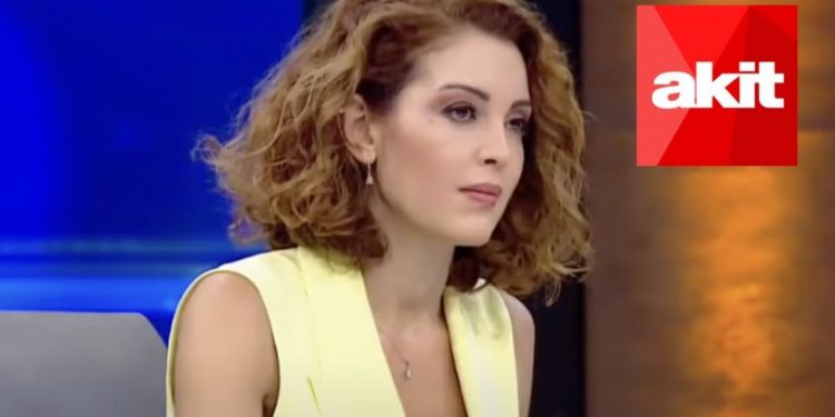 Yeni Akit'in sansüründen Nagehan Alçı da payını aldı