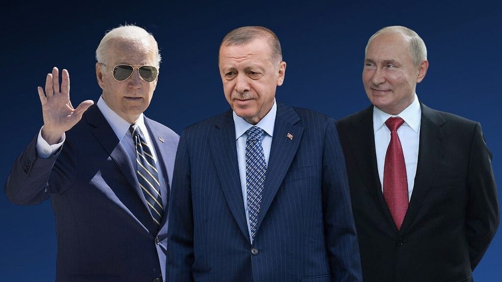 Yolun sonu: Erdoğan ya Batı’dan, ya da Putin’den ‘sopa’ yiyecek