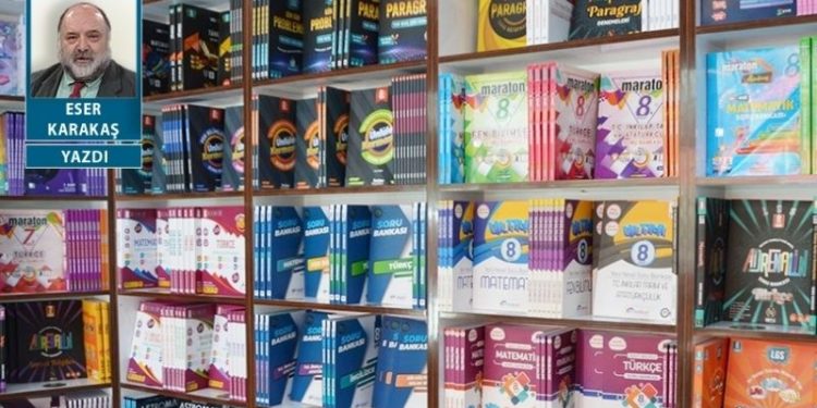 Yüz milyon yardımcı ders kitabı: Kimden alıyor bunları MEB?